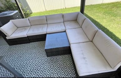 Outdoor patio furniture