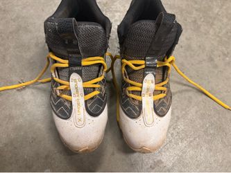 FREE cleats size 5.5