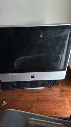 Apple computer and it works