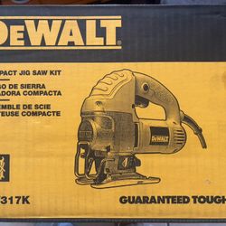 Dewalt Compact Jigsaw Kit