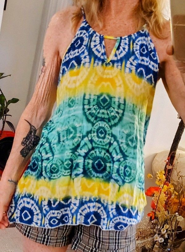 Fun Summer Cross-back Top Tie-dye Like