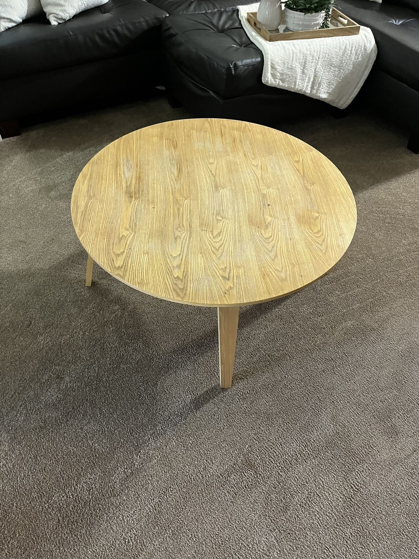 Mid Century Modern Round Coffee Table