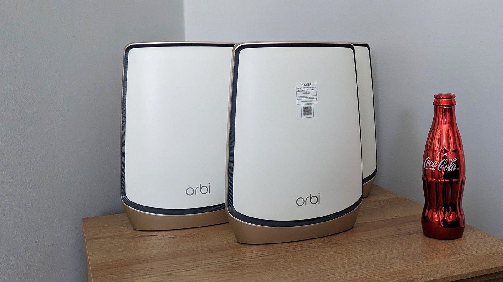 Netgear Orbi Wifi6 Router AX6000 RBR850 and 2 RBS850