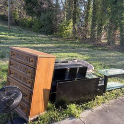 Free Furniture/curb Alert