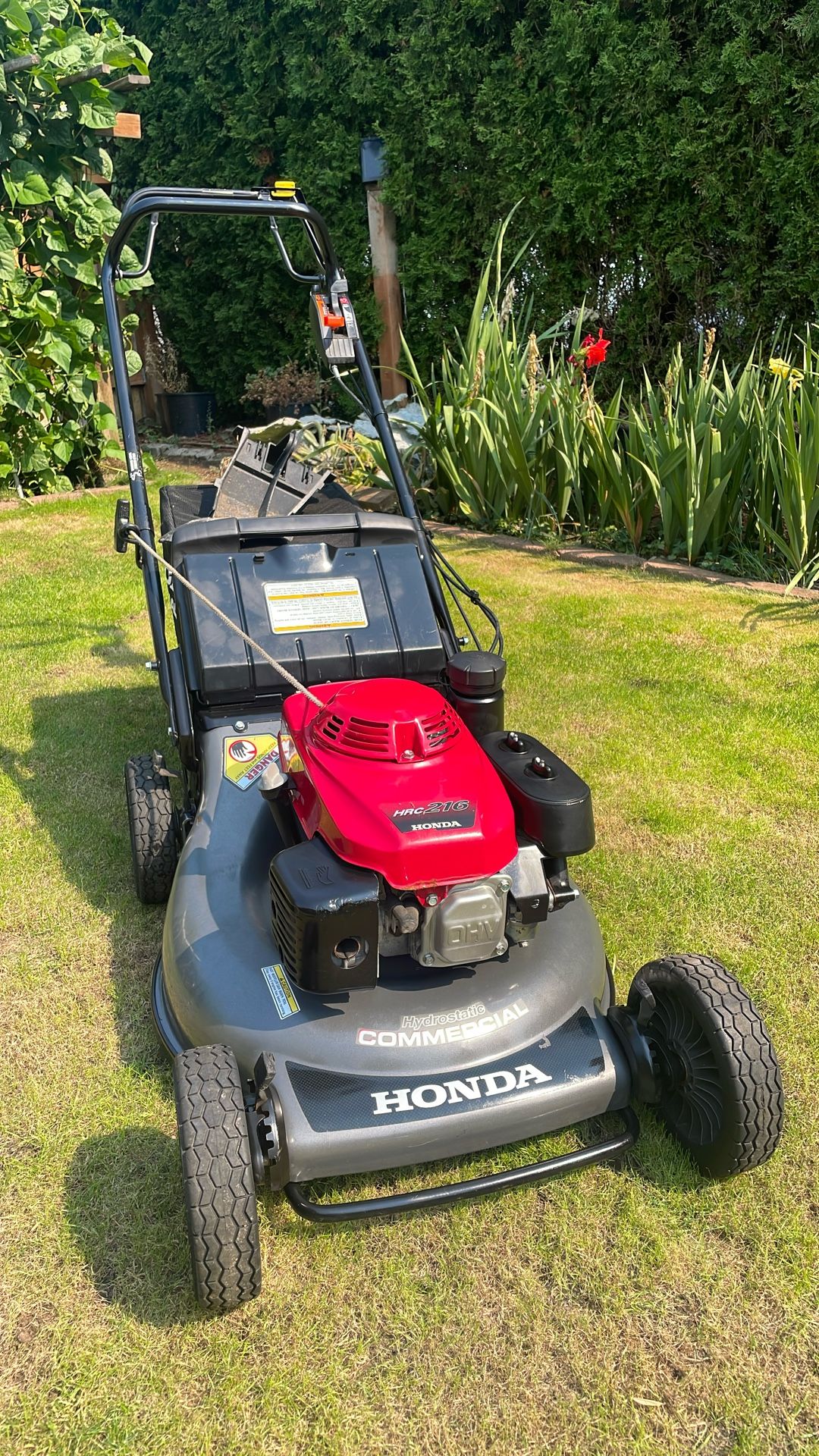 Honda Lawn Mower HRC216