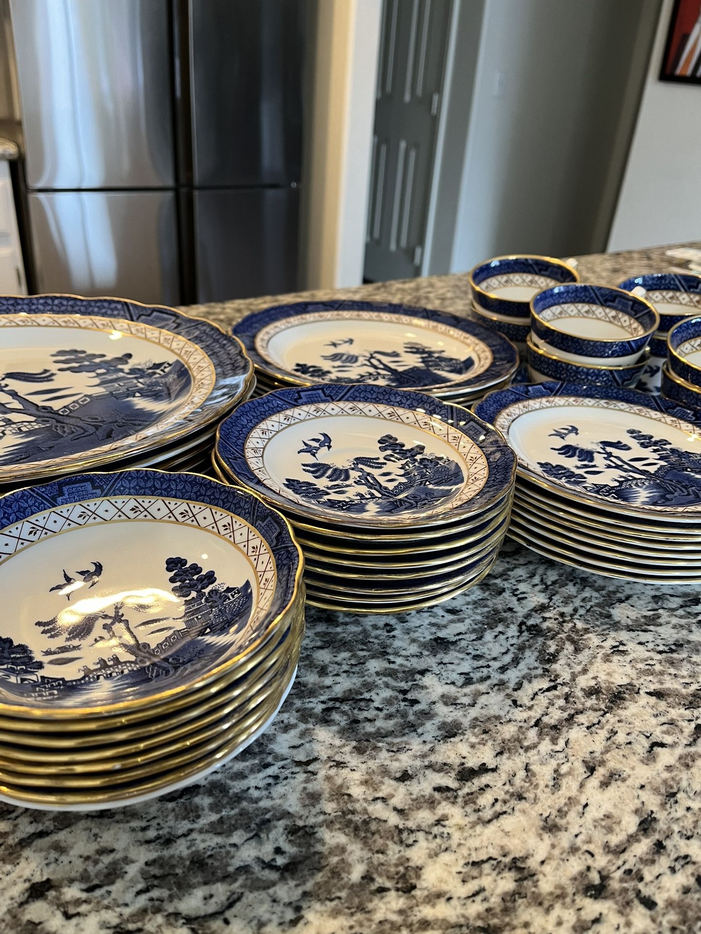 Royal Doulton Fine China Booths ‘Real Old Willow’ Set Of 48 Pieces
