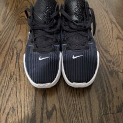 Men’s LeBron Basketball Shoes 