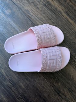 Versace Pool Slides – Pale Pink, Size 40