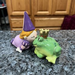 Princess Kissing Frog Ceramic Salt and Pepper Shakers.  Brand New Never Used.  Has Been On Display 