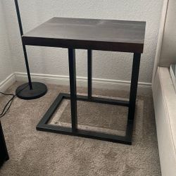 Set of TWO side tables 