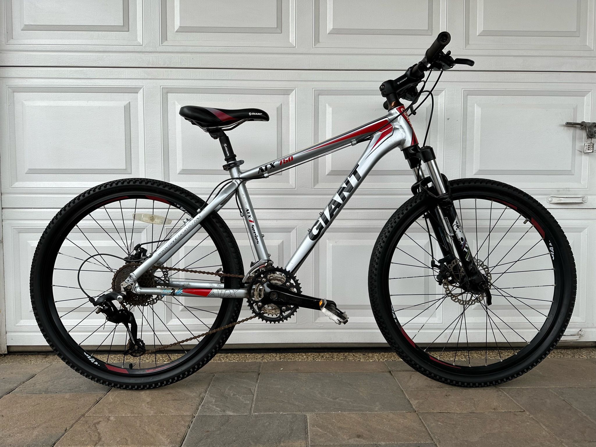 Giant atx 750 sale