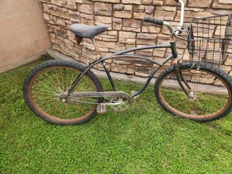 Schwinn Beach CRUISER. 1982 WITH S2 Wheels