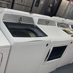 New Scratch And Dent GE Profile Washer And Dryer Set. 1 Year Warranty 