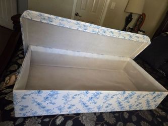Cajonera para aguardar  de bajo de la cama  nuevo