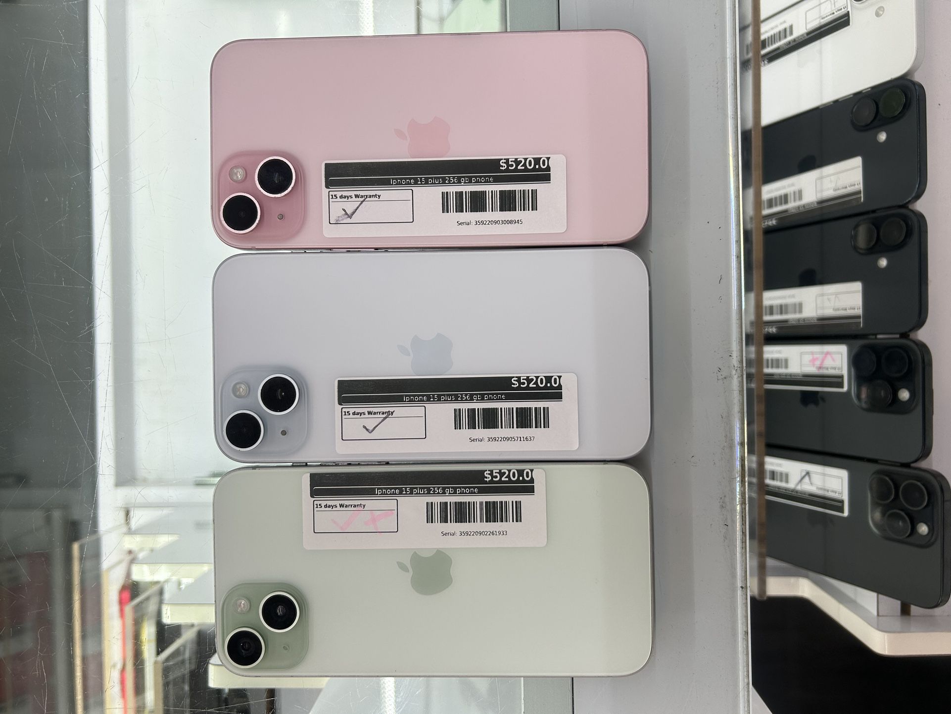 iPhone 15 Plus 256GB (Unlocked)