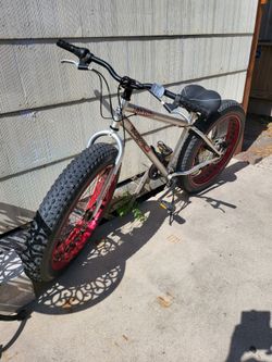 Mongoose Malus Fat Tire Mountain Bike