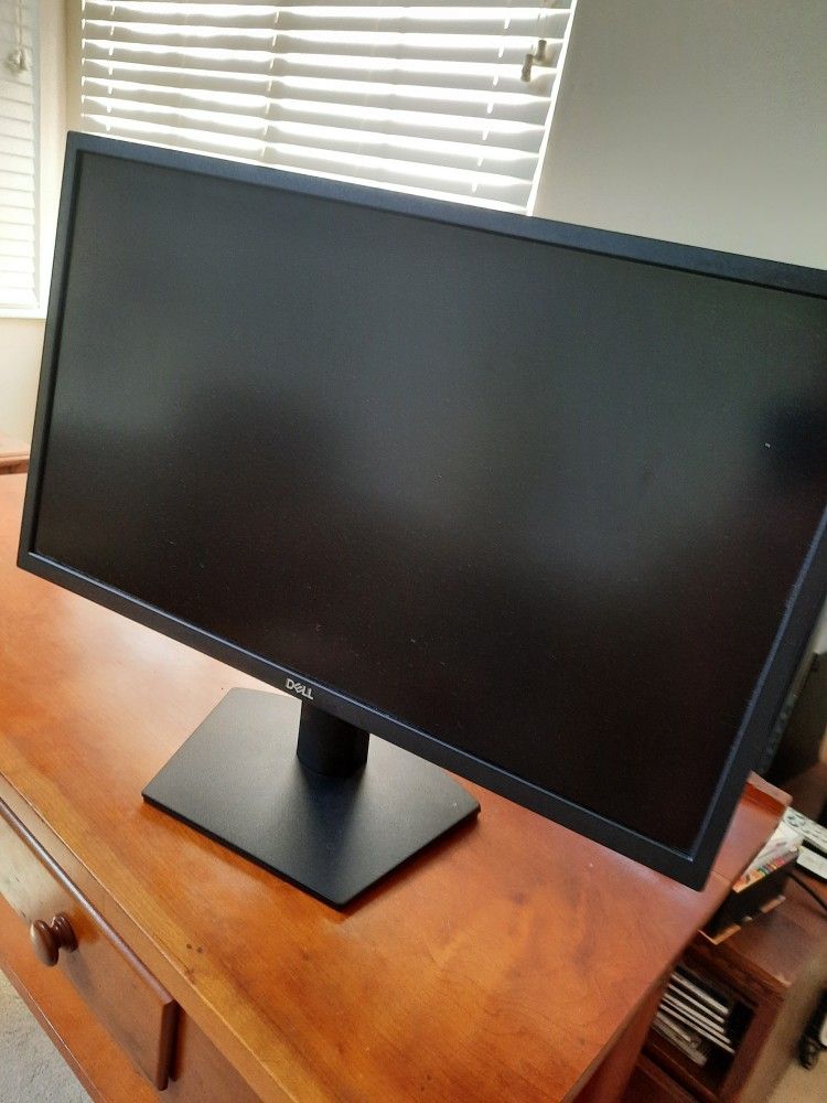 Dell Computer Monitor 24"