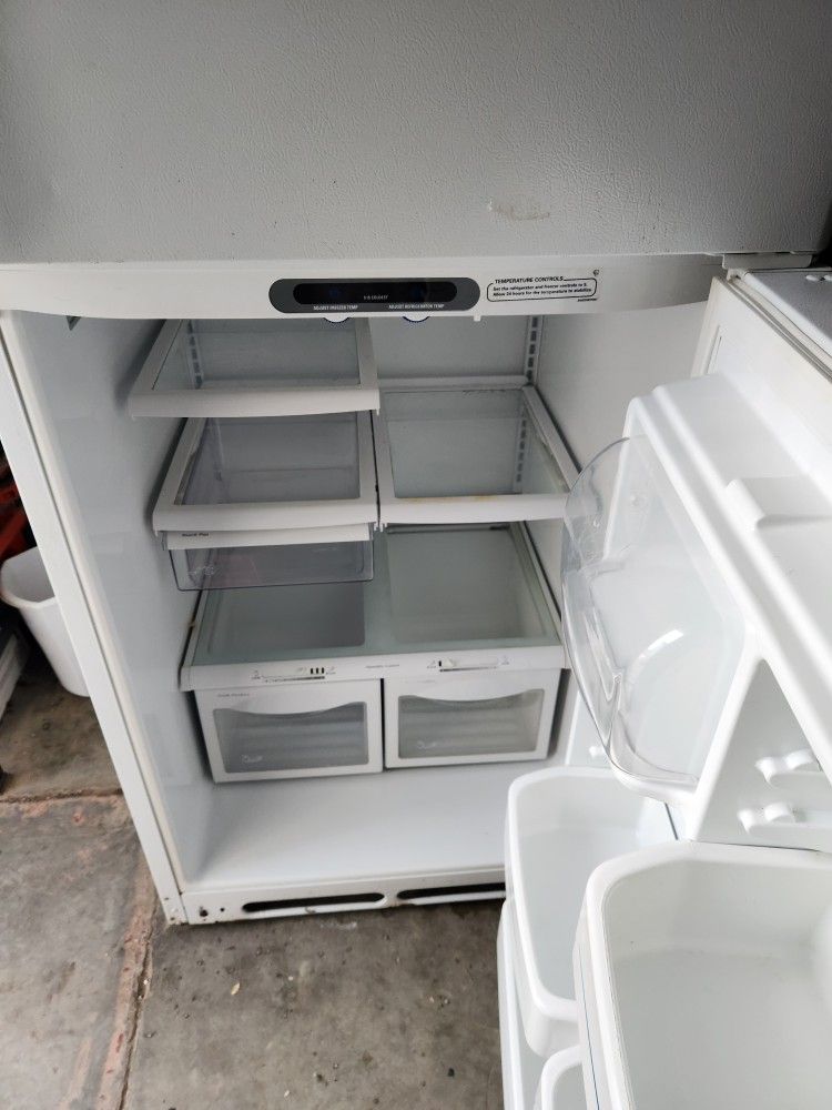 Refrigerator In Good Perfect Condition