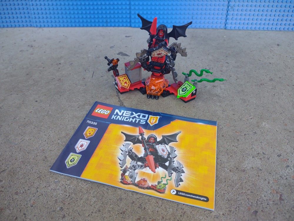 LEGO 70335 NEXO KNIGHTS ULTIMATE Lavaria