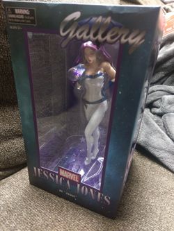 Marvel Jessica Jones collectible figurine