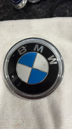 BMW emblem