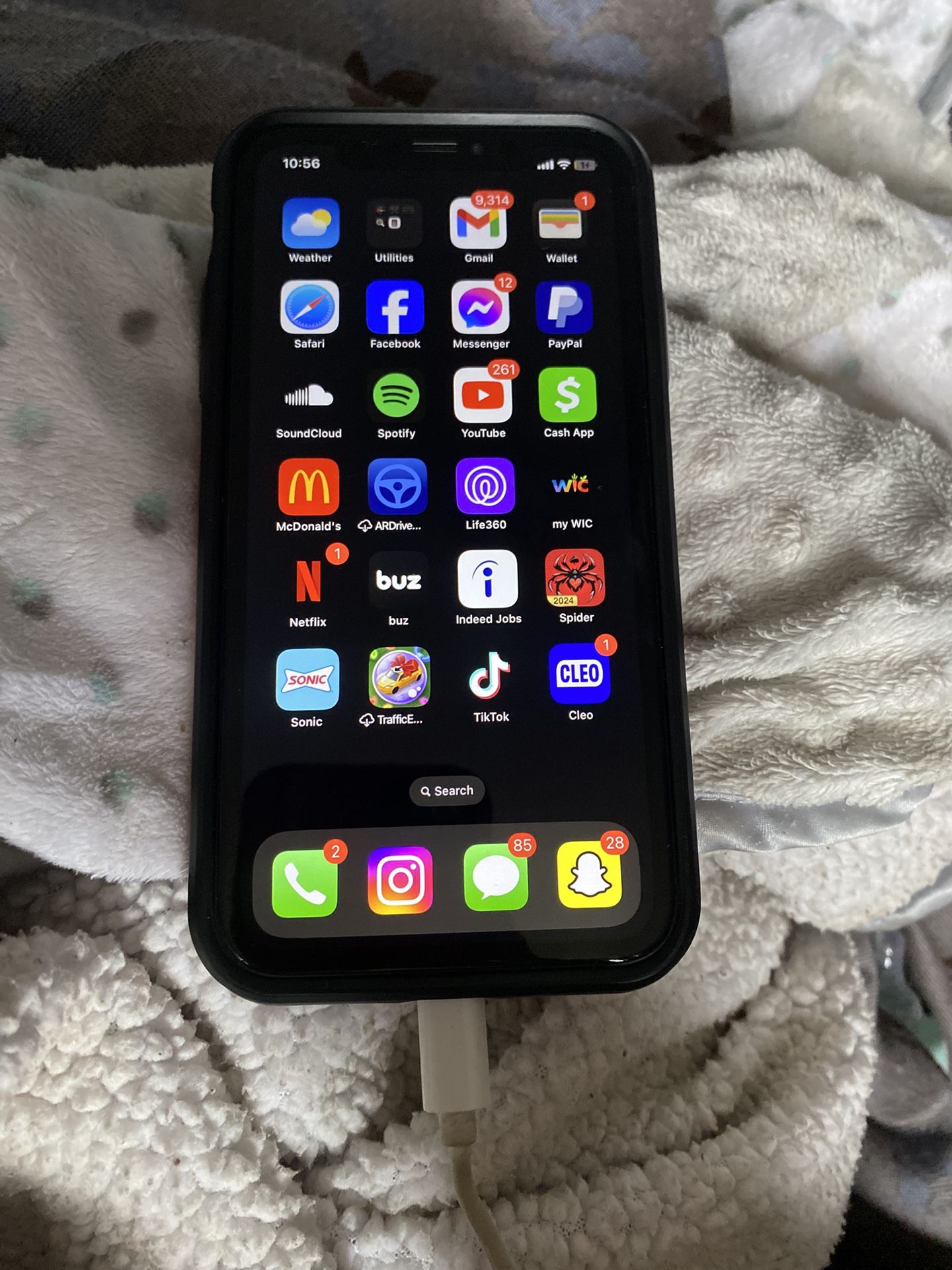 iPhone Xr With TikTok