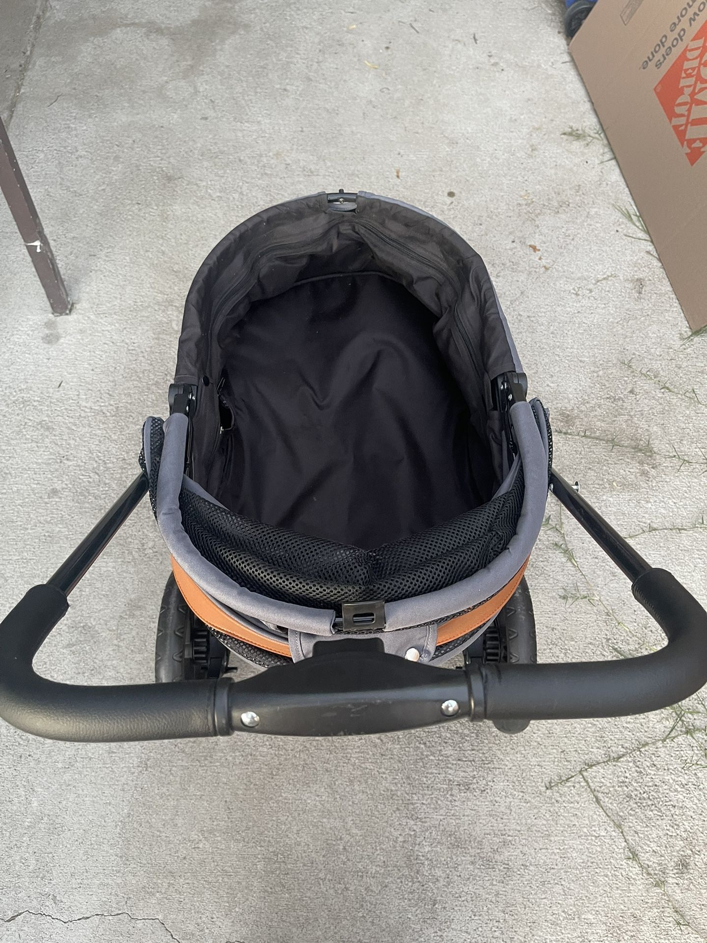 dog stroller