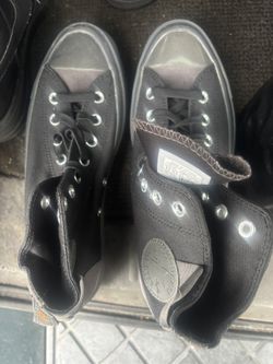 Converse 8.5 MENS BRAND NEW