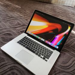 Mac Boook Pro 15.4" Intel Quadcore i7 8gb Ram 256ssd Working Great 