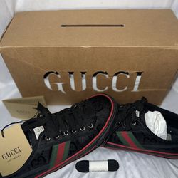 *100% Authentic* Men’s GUCCI ‘Off The Grid’ Sneakers