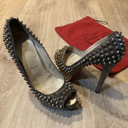 Christian Louboutin Pumps High Heels Pigalle Spike Gold Shiny Women 38.5 US 8.5