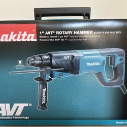 Makita Rotary Hammer Drill 8Amp