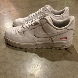 Supreme X Nike Air Force 1 