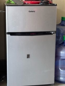 Mini fridge and drink fridge