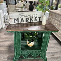 Vintage Hunter Green Farmhouse Style Accent Table 