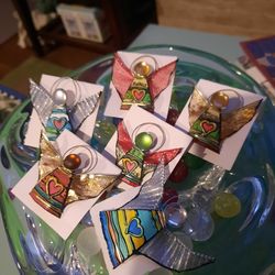 Angle pins