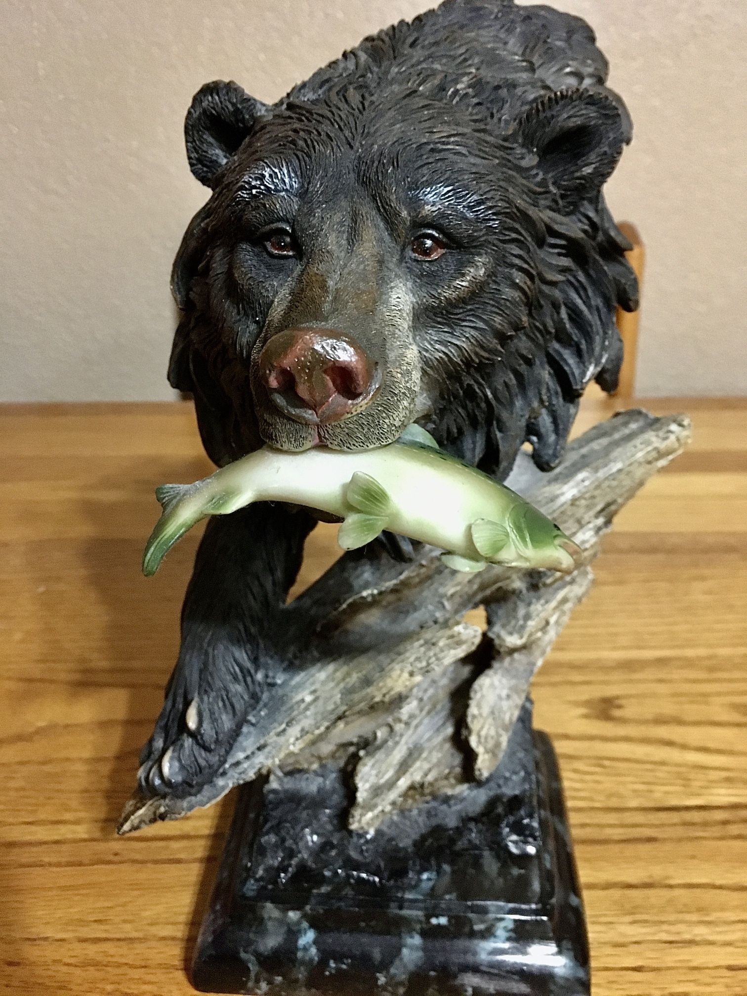 Awesome Grizzly Bear Figurine 