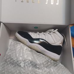 Jordan 11 Retro Mid Gratitude / Defining Moments