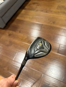 Left handed Taylormade M2 hybrid