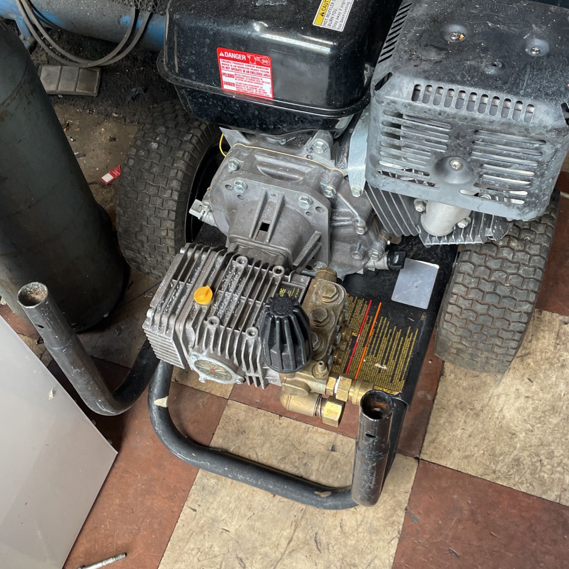 13 Hp DeWalt Pressure Washer 4000 Psi