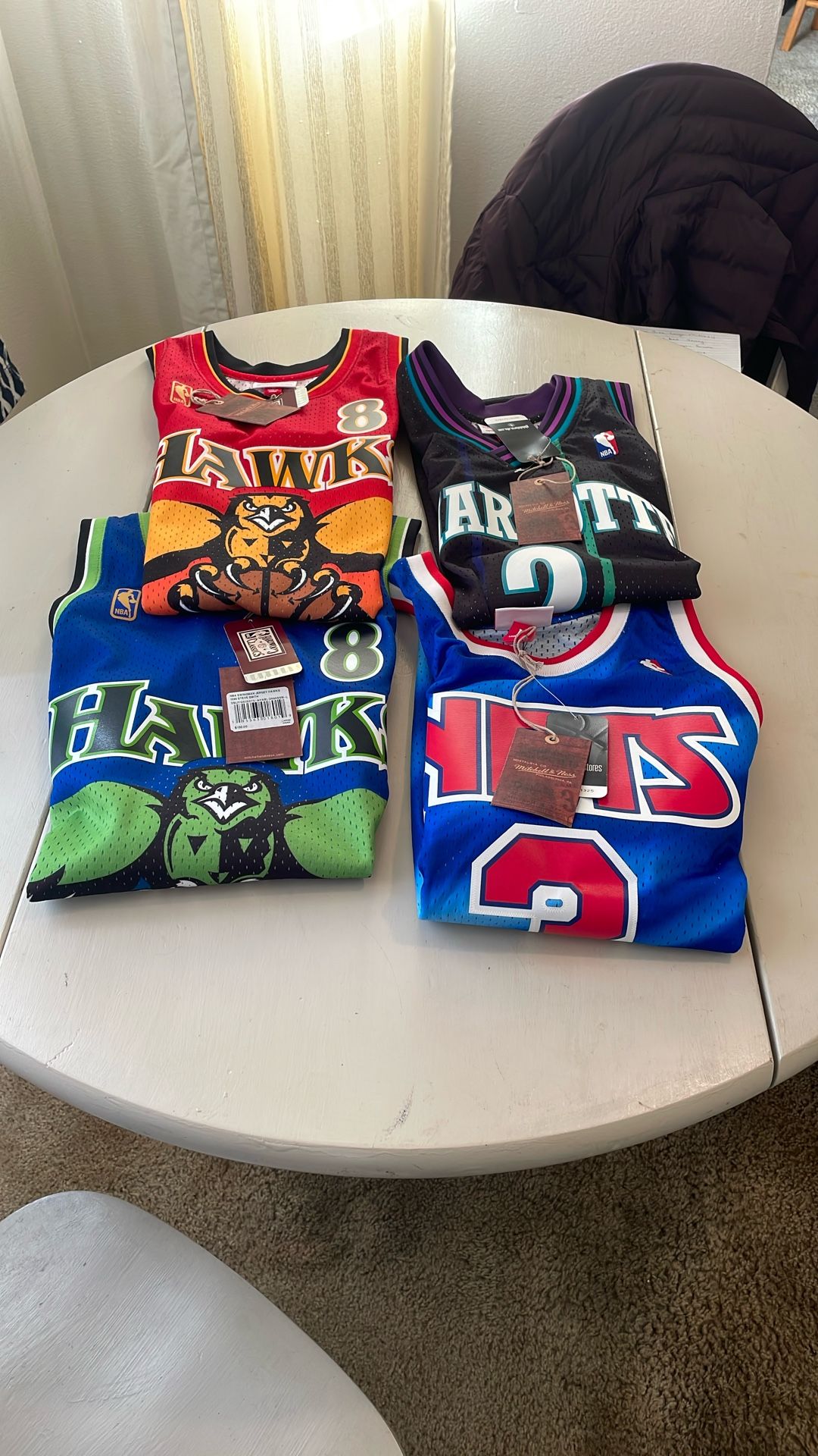 Men’s Jerseys 