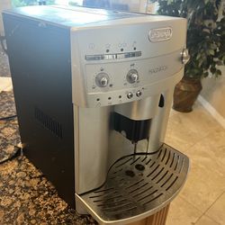 delonghi expresso machine