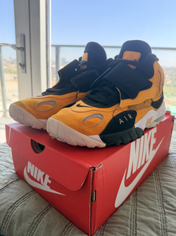 Nike Air Barrage Low "Golden State"  - No Box