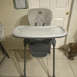 Chicco Polly Highchair