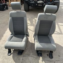 Jeep Wrangler JKU 4 Door Front Seats Pair Oem 2007 Through 2010 Grey