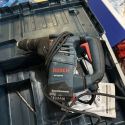 BOSCH  1-1/8 Inch SDS-plus Rotary Hammer with Variable Speed, Vibration Control