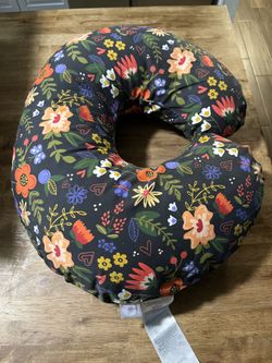 Boppy Infant Pillow