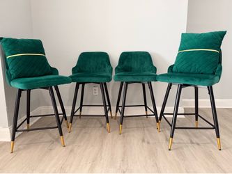 Set of 4 Emerald Green Velvet Counter Stools – Modern Glam Bar Chairs