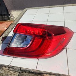 2018 Accord Passenger Side Tail Light