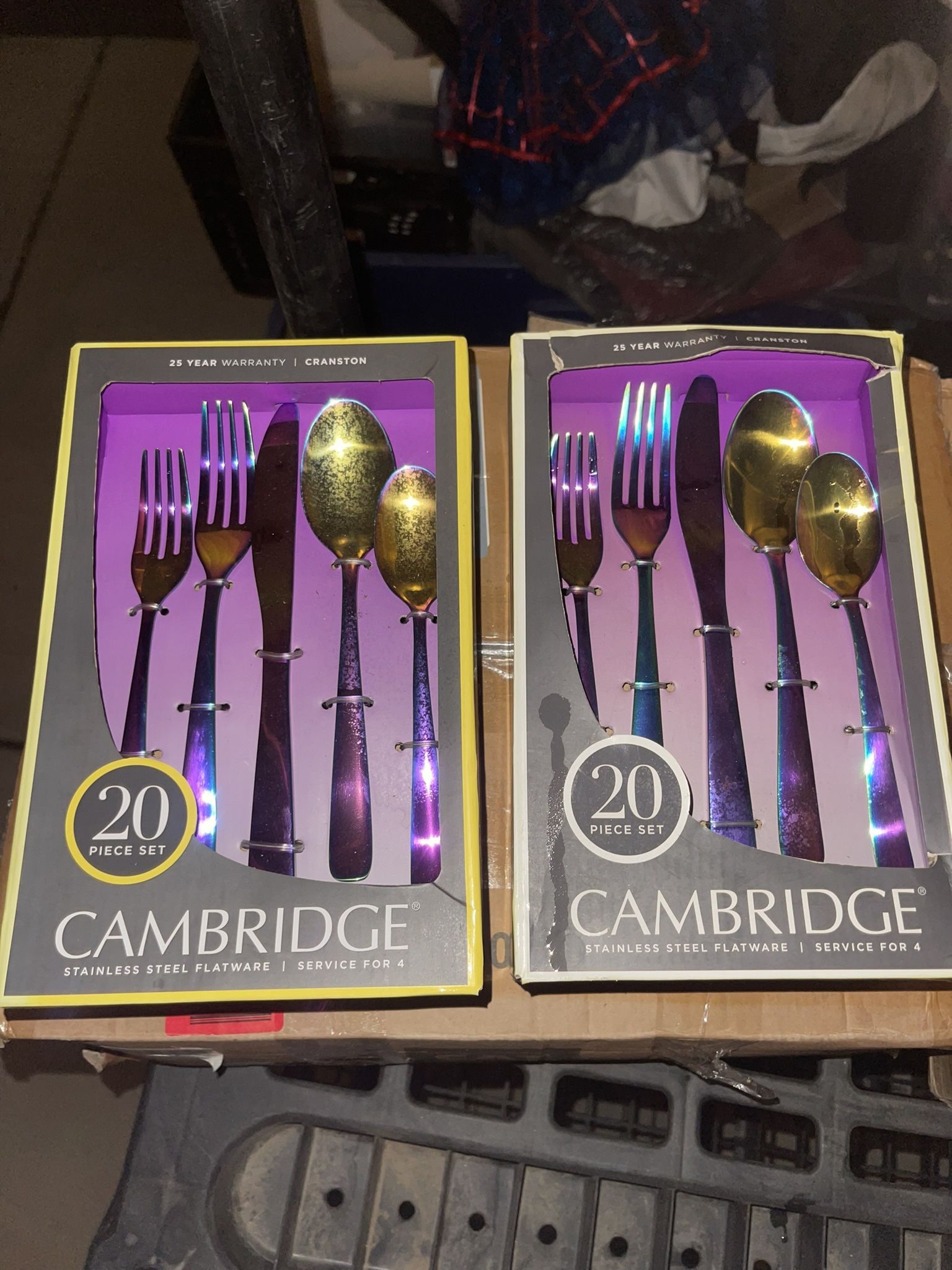 Cambridge Silversmiths Byram Rainbow Mirror 20-Piece Flatware Set, Service for 4